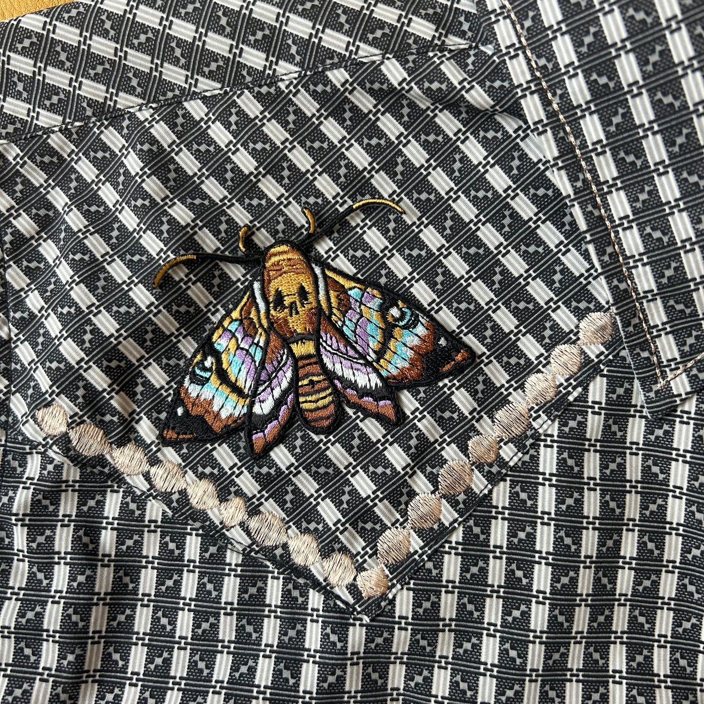 Deaths head moth. Lg.