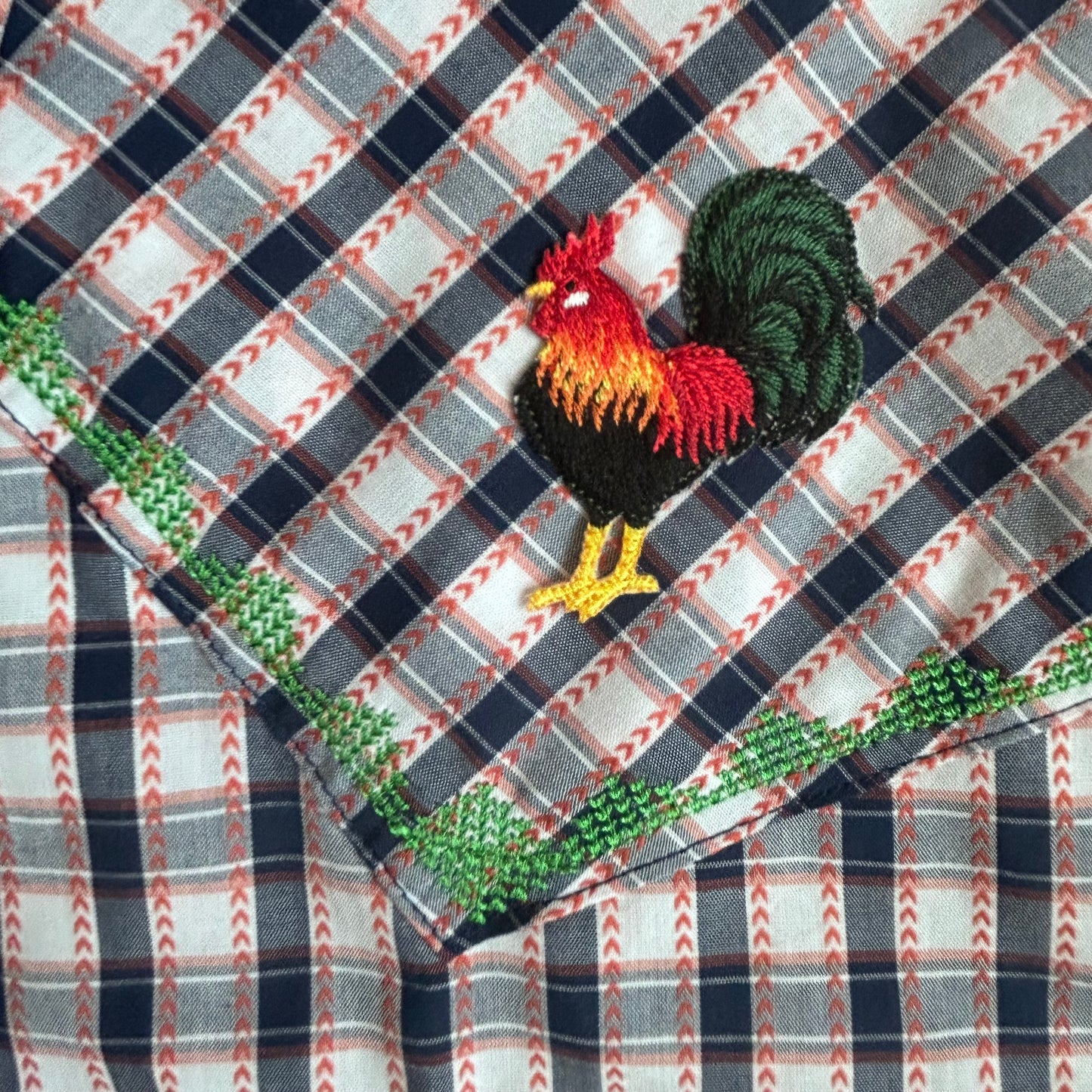 Roosters + Flower. Medium.