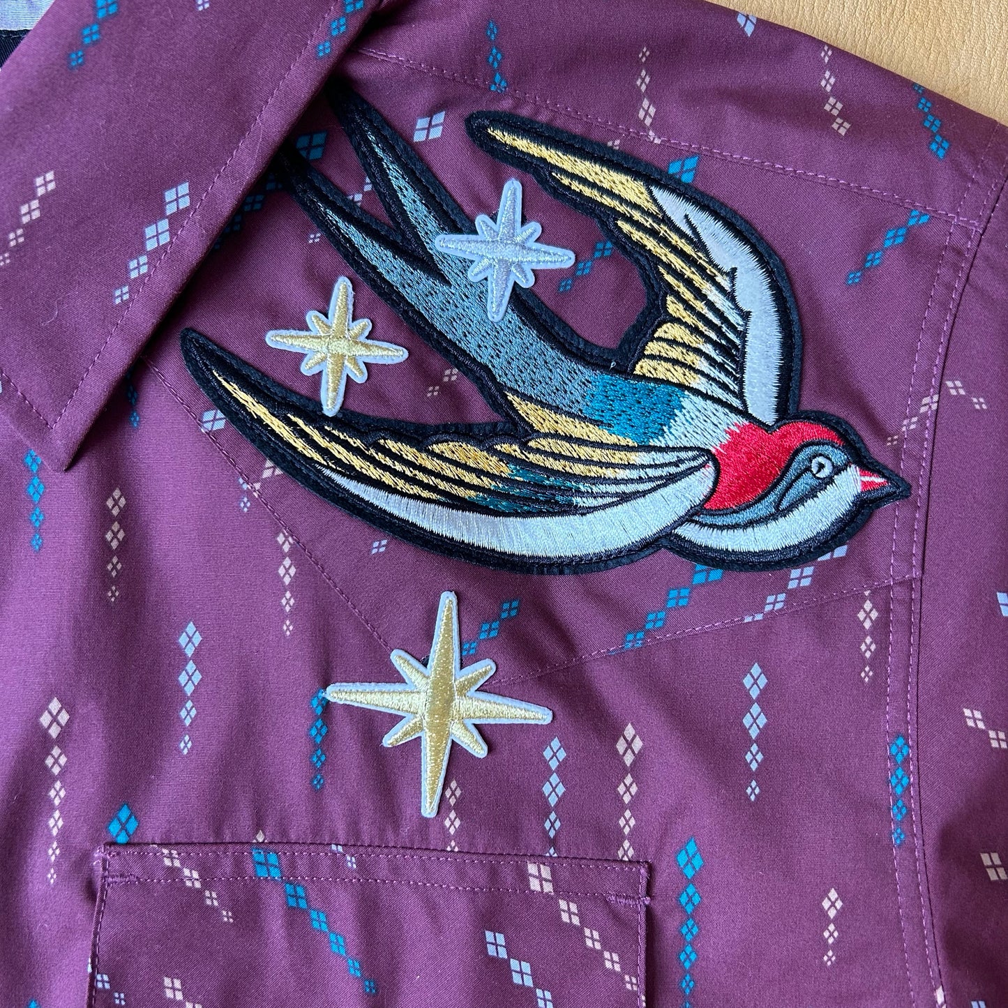 retro swallows + stars. lg.