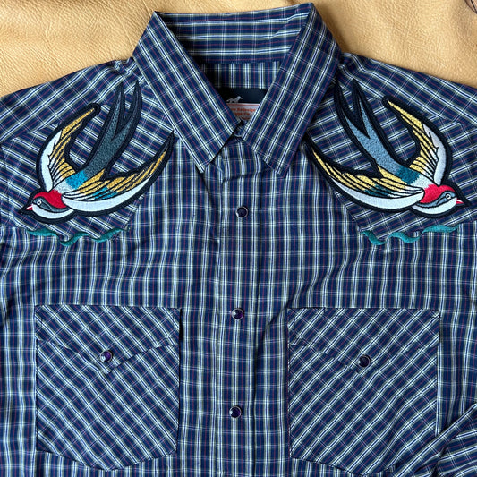 Swallows. XXL